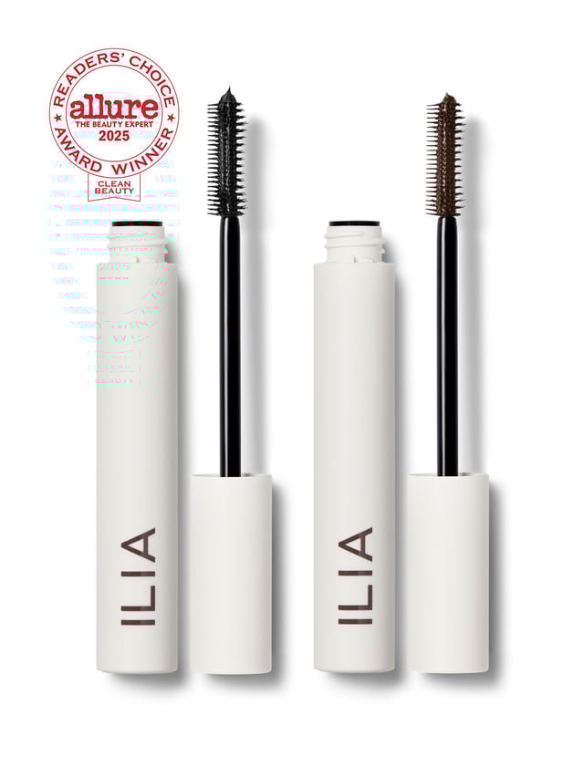 Mascara is a Moment Set