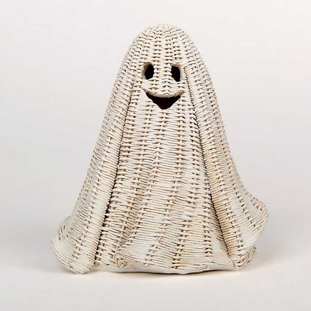 LED White Wicker Ghost Statue
