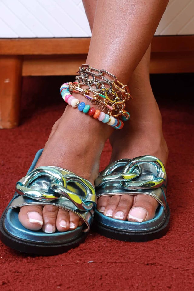 Brain Freeze Metallic Buckle Slides - Blue
