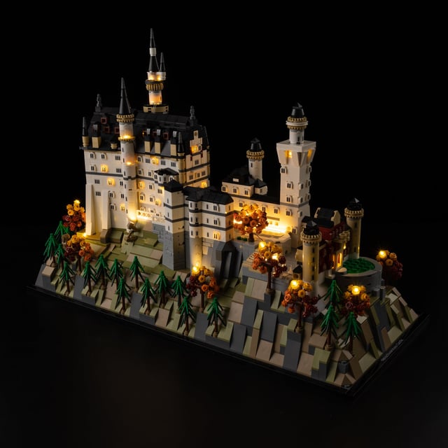 Light Kit for Neuschwanstein Castle 21063