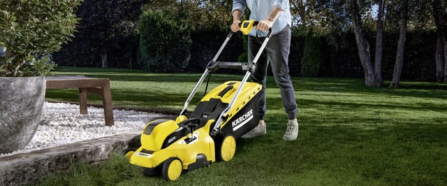 Battery lawn mower
