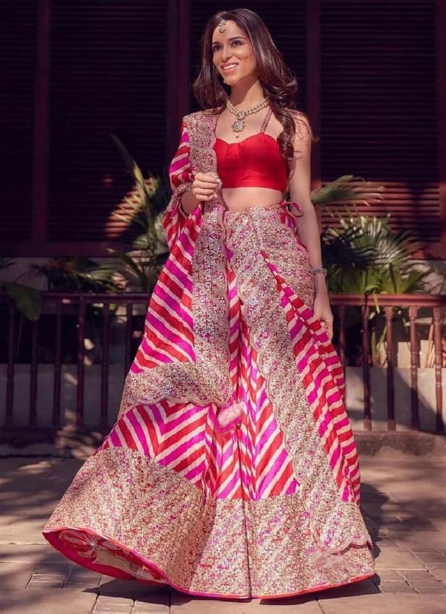 Indian Women Umbrella Lehenga In Pink Georgette Leheriya Print Embroidered Wedding Wear