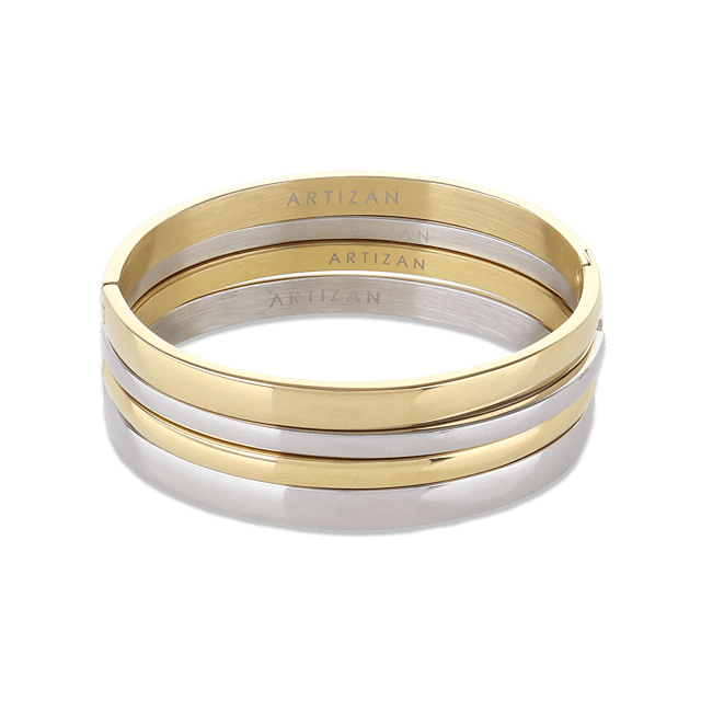 THE PLAIN MEDIUM BRACELET STACK