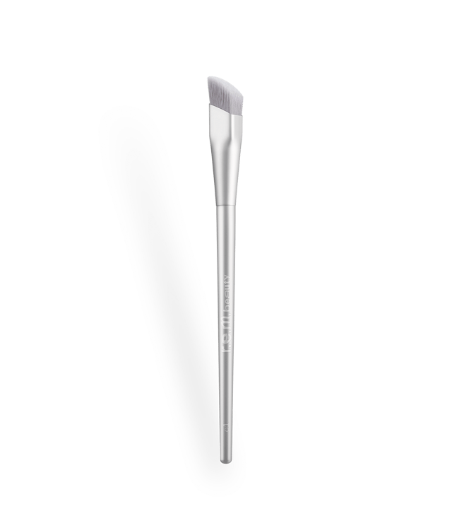 concealer brush