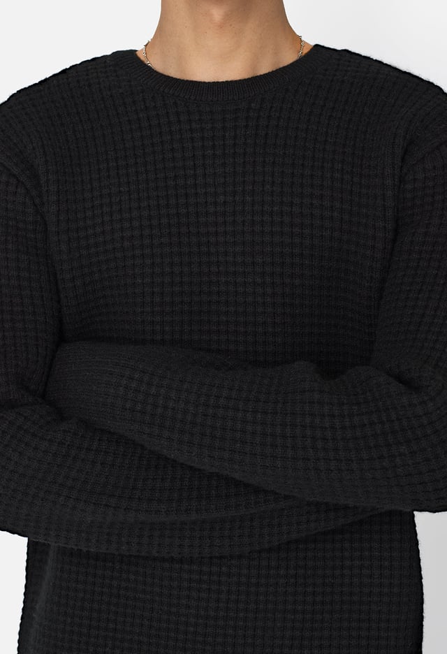 Wool Waffle Knit Crew / Black