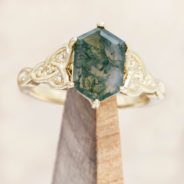 "AIFE" - CELTIC KNOT ENGAGEMENT RING WITH ELONGATED HEXAGON CUT MOSS AGATE & DIAMOND ACCENTS