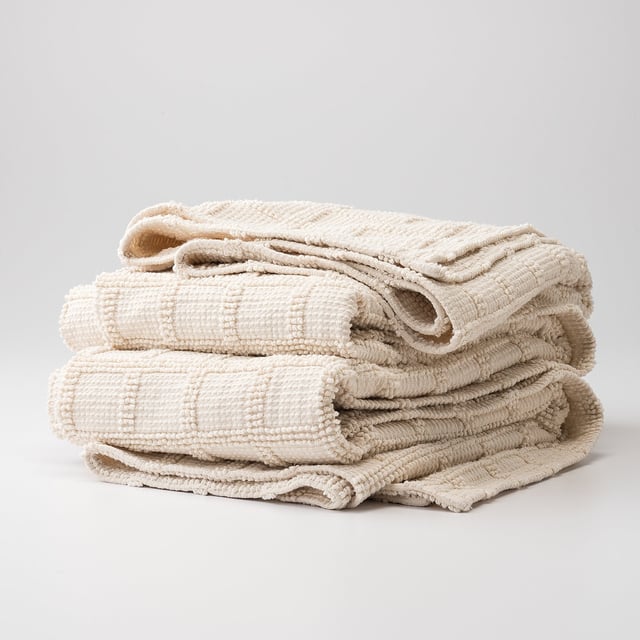 Popcorn Grid Coverlet