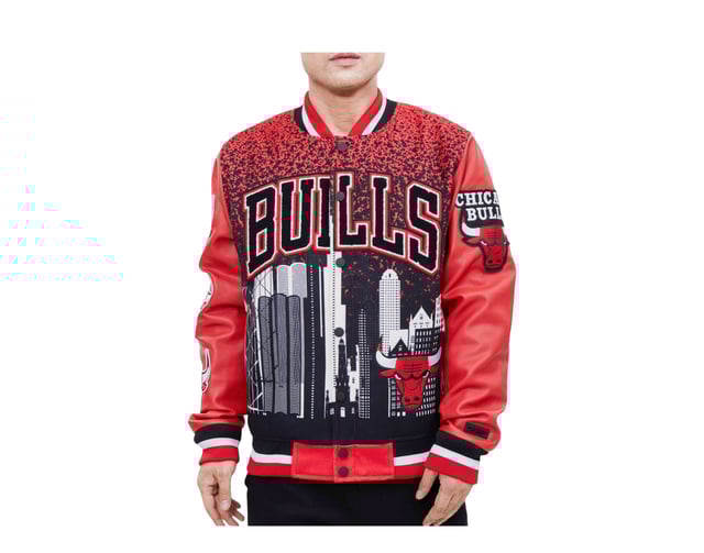 Pro Standard NBA Chicago Bulls Remix Varsity Jacket