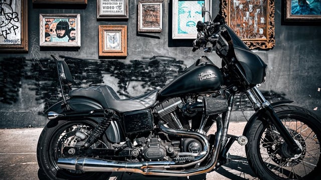HARLEY-DAVIDSON DYNA STREET BOB for rent near San Diego, CA