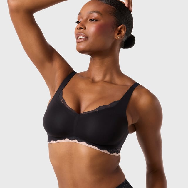 Smooth Lace Beyond Bra