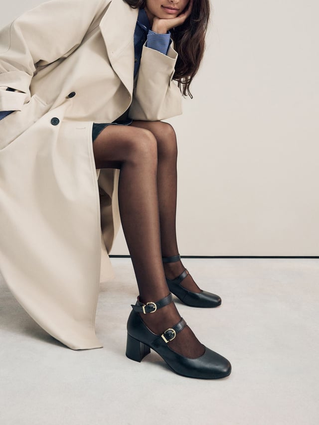 Black Forever Comfort® Round Toe Double Buckle Block Heel Shoes