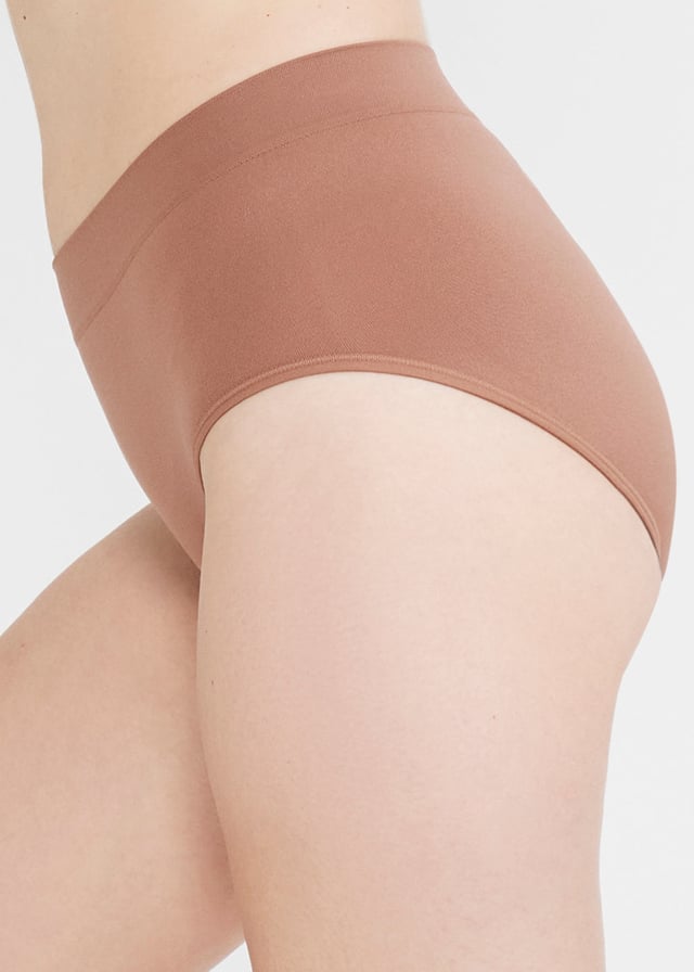 Non-Shaping Retro Brief - Cognac
