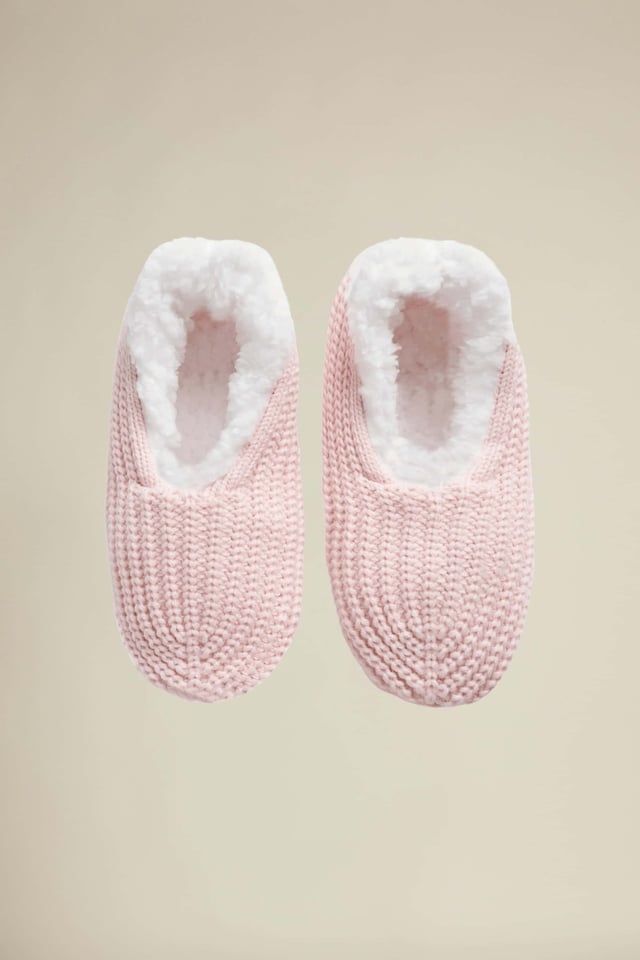 Knitted Footsies