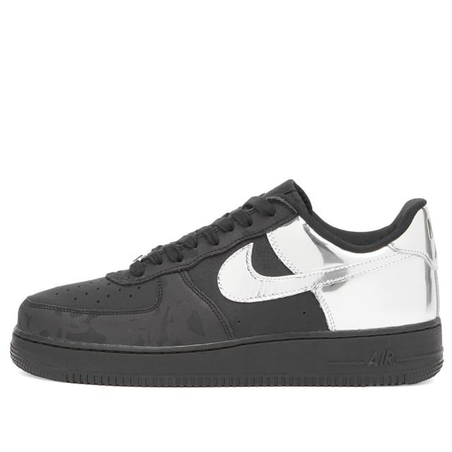 Nike Air Force 1 Low Retro Sneaker
