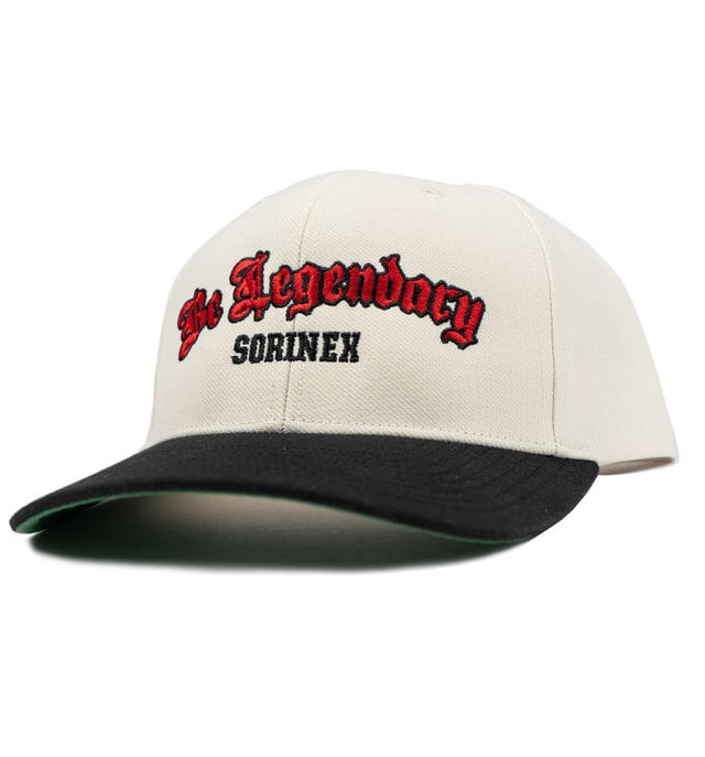 BE LEGENDARY™ TWO-TONE HAT