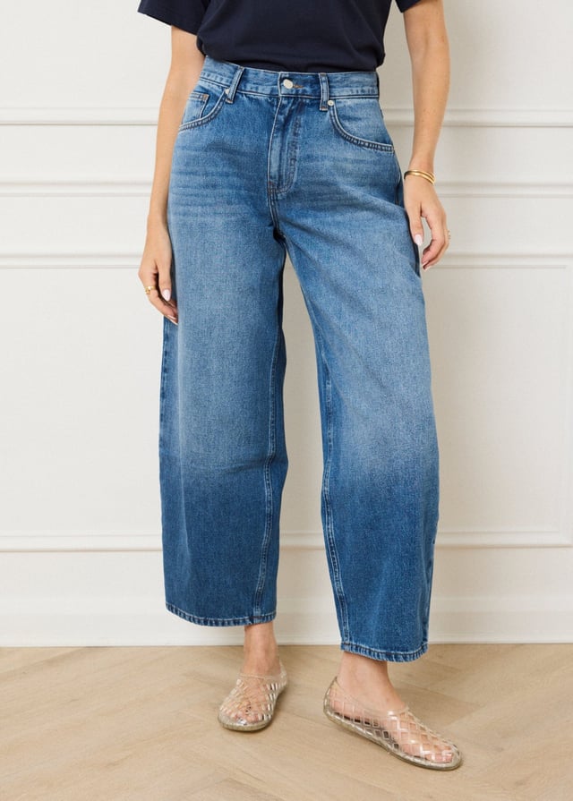 THE BLAKE BARREL JEAN - BLUE