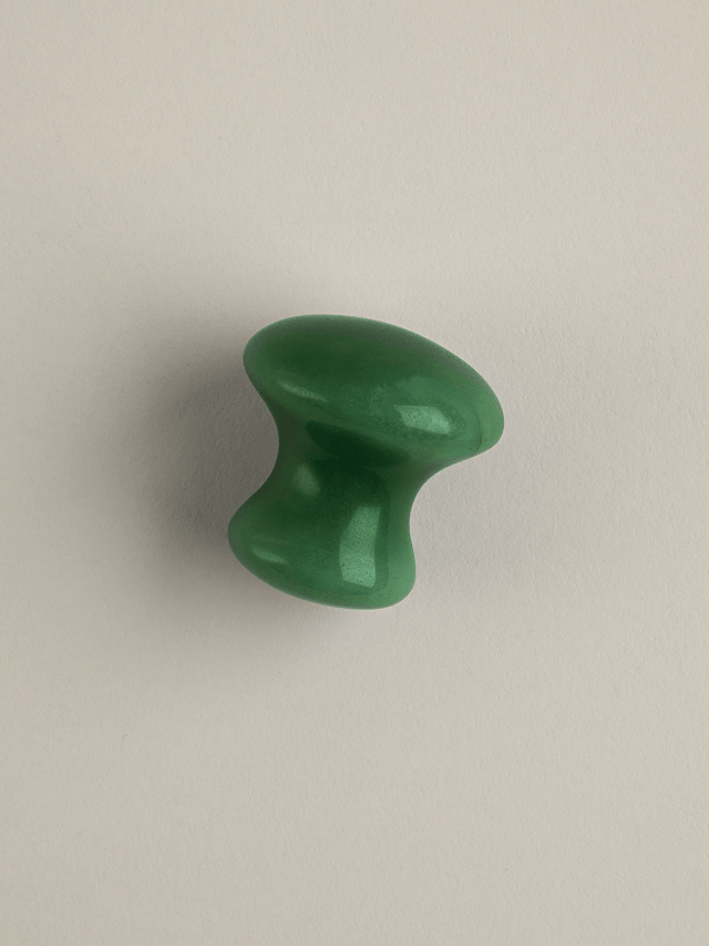 The De-Puffing Eye Massage Tool