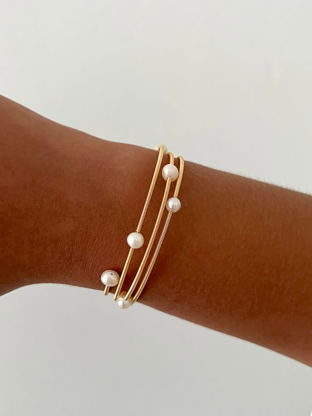 PEARL CRAZE BRACELET