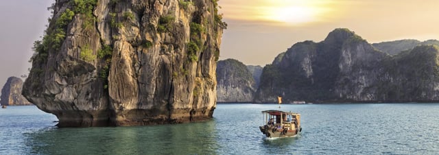 Book flights from Hong Kong SAR to Vietnam with Cathay Pacific