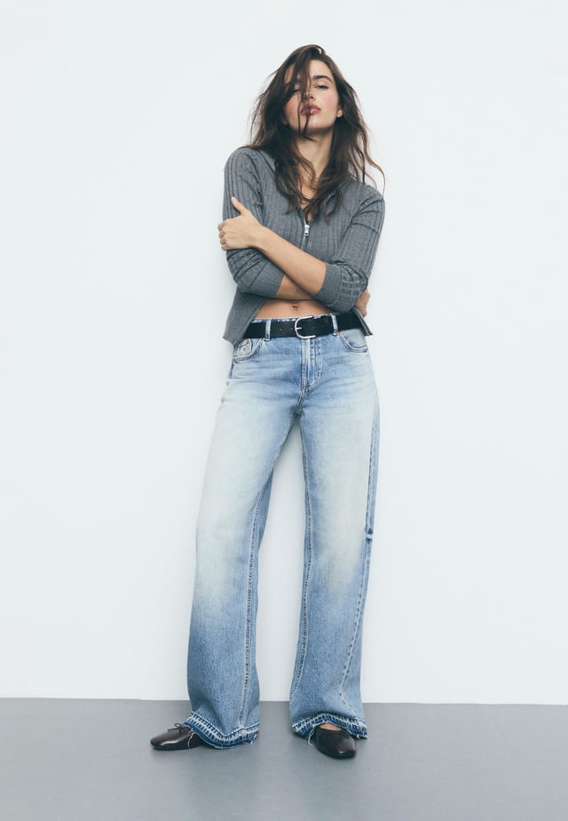D91 Low wide-leg jeans