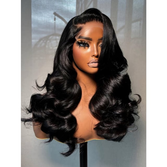 Face-Framing Layered Cut Body Wave Side Part 250% Density Wig 