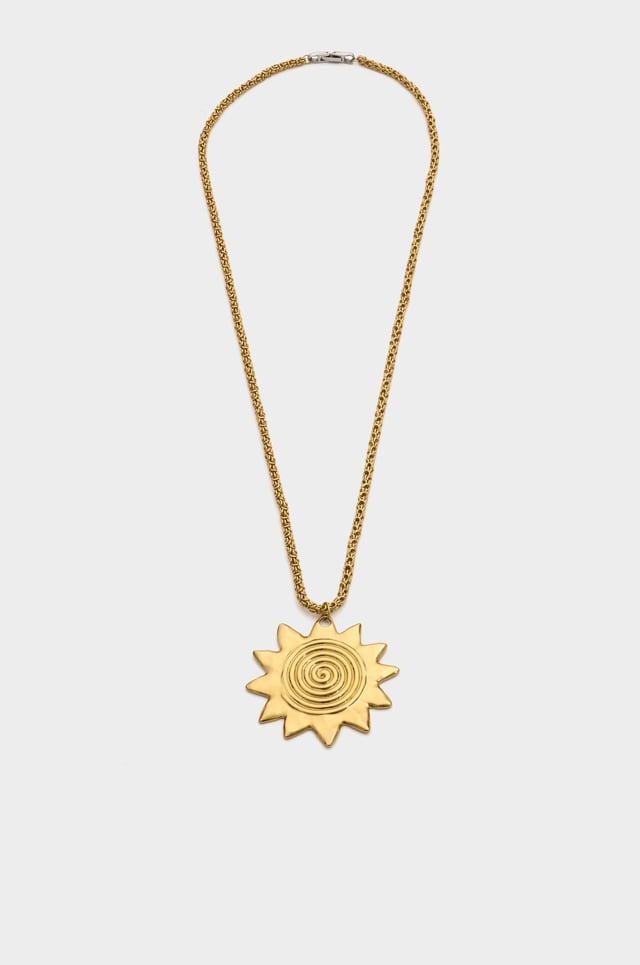 Sun Necklace In Star Gold