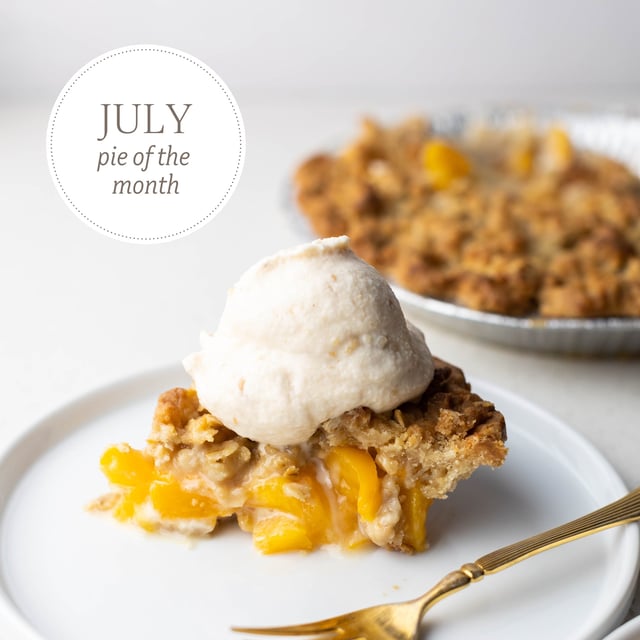 Georgia Peach Pie with Brown Sugar Oat Streusel