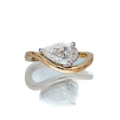 Poppy Pinky Ring