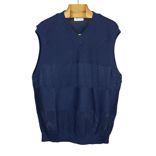 V-neck sweater vest in navy mixed density cotton knit