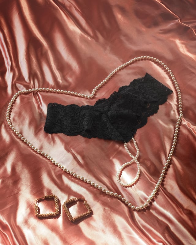 Aster Pearl Thong Plus