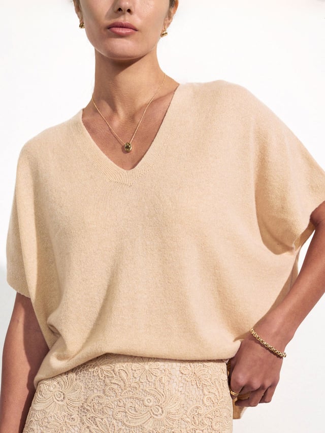 The Ophi Cashmere Vee