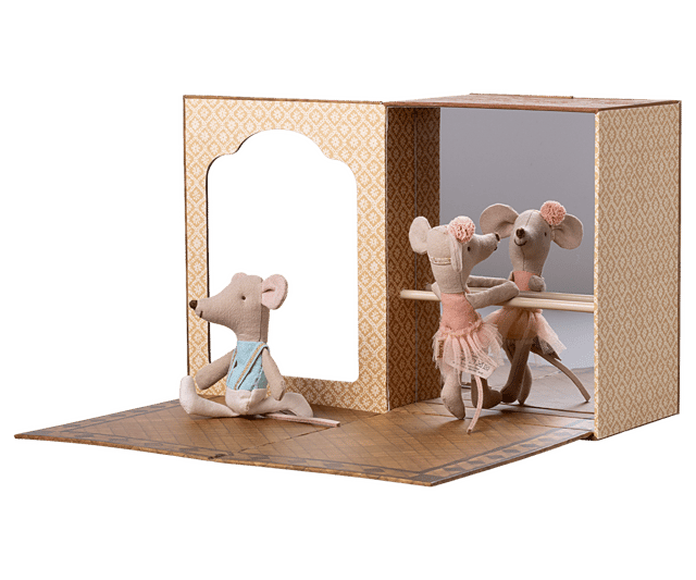 Ballet mice in dance studio, Little sister and brother
