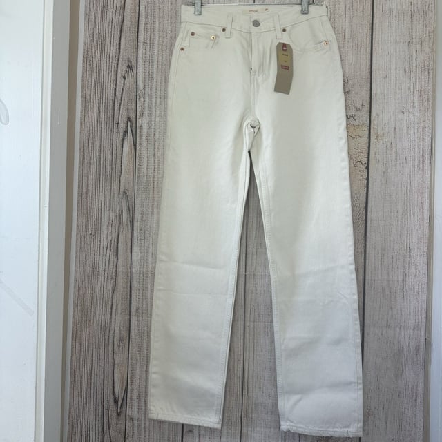 Levis Womens Cream Straight leg jeans size W26