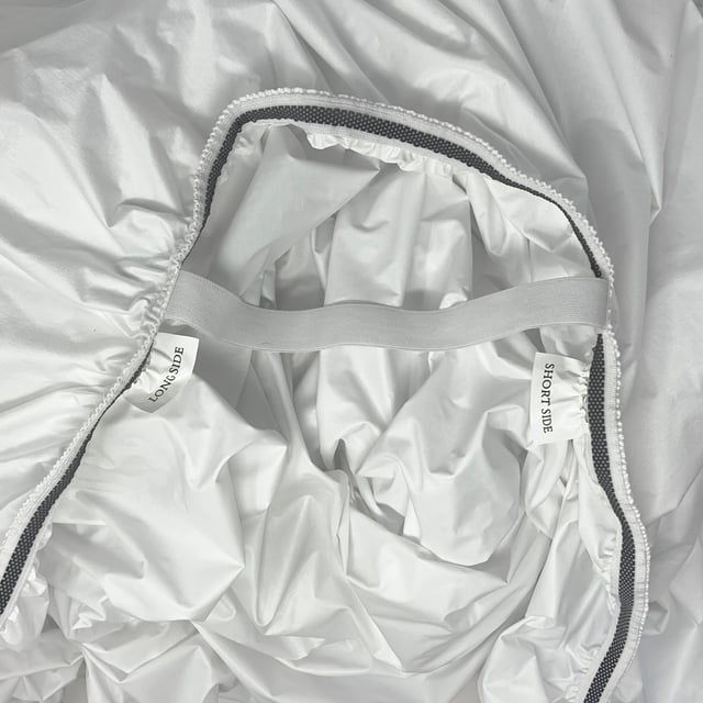 One Bed Stay On Mattress Protector
