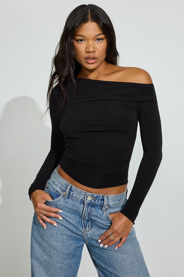 Sexy Cozy Asymmetric Long Sleeve Top