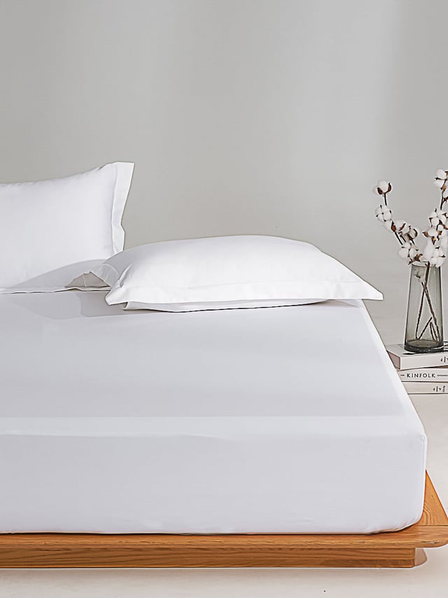 Snowflake White Premium Cotton Fitted Sheet