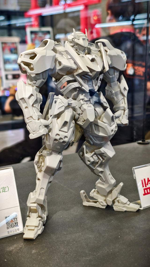 Moshow x Kotobukiya Hexa Gear Mecha(To Be Determined)