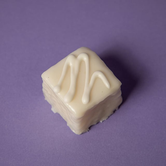 Praline Pecan Petit Fours