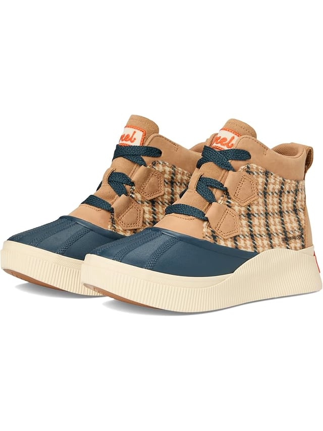 Out N About IV Classic Waterproof