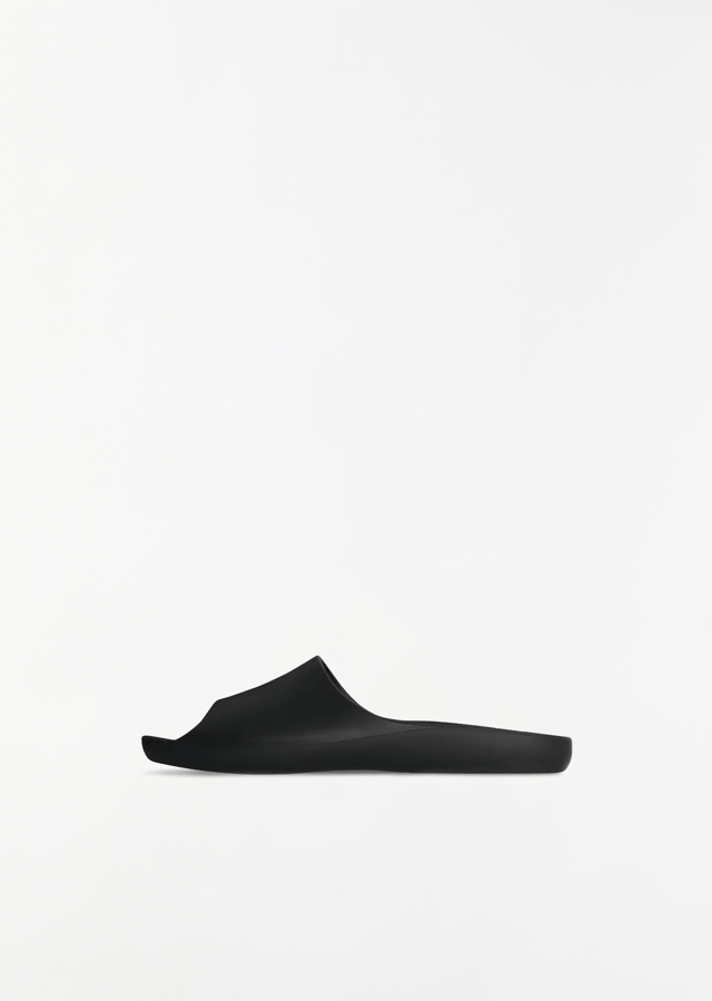 Ama Slide — Black