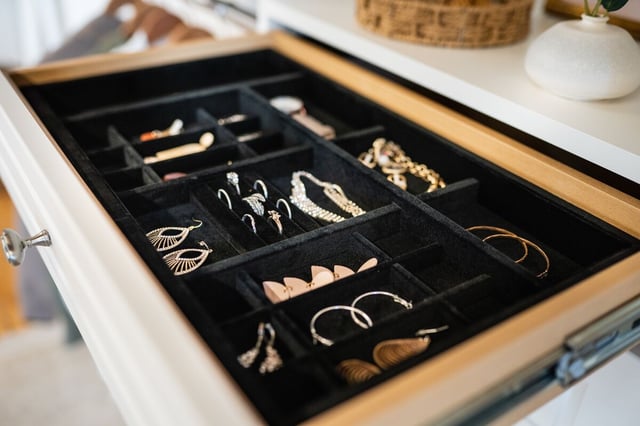 Jewelry Tray 18d x 18w Black Velvet