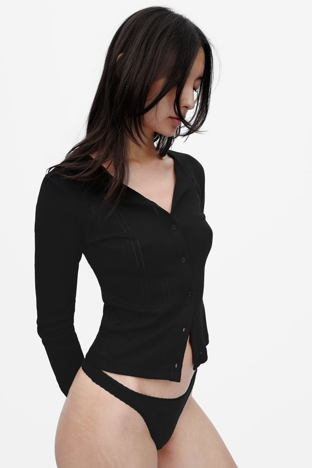 The Cardigan Black