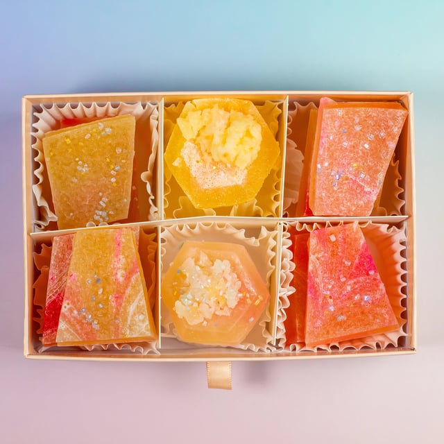 Silky Gem® Peach Moonstone