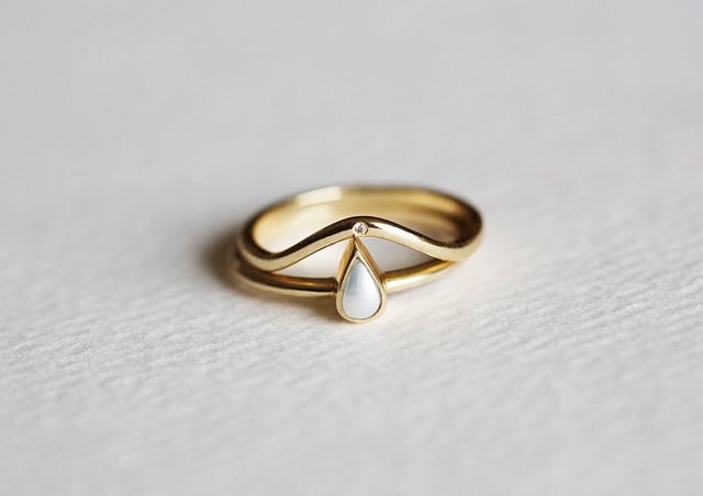 Kamari Pear-Shaped Pearl Ring Set