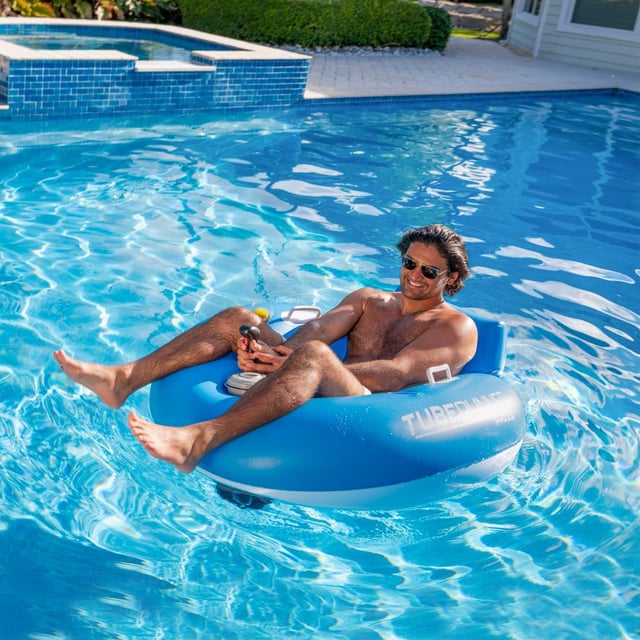 The Motorized Pool Float