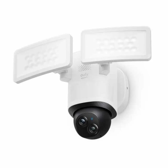 Anker Floodlight Cam E340 security camera