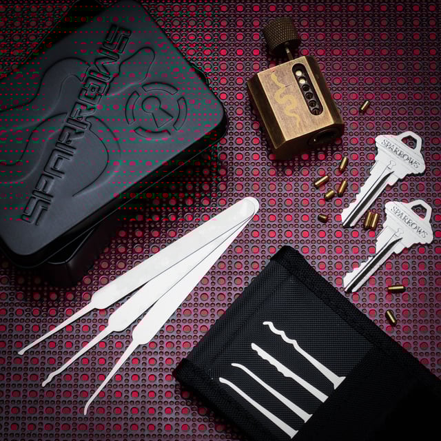 Tuxedo Set & Sidewinder