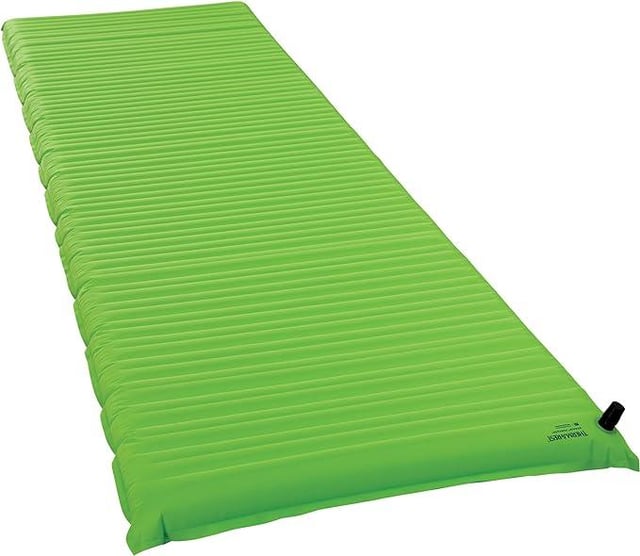 Therm-a-rest NeoAir Venture Sleeping Pad with Mini Pump