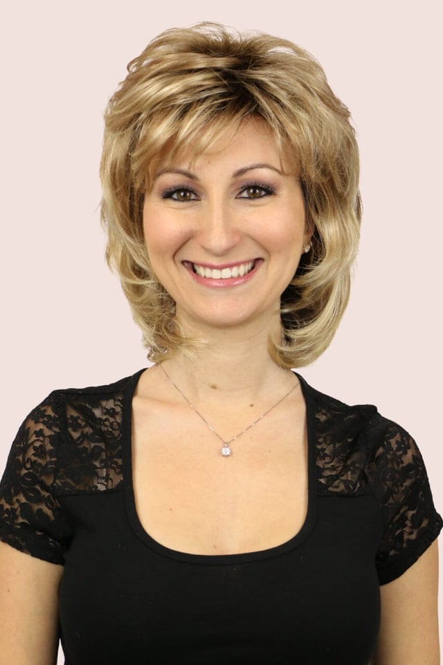 Dawn  w/ Roots (medium wig)