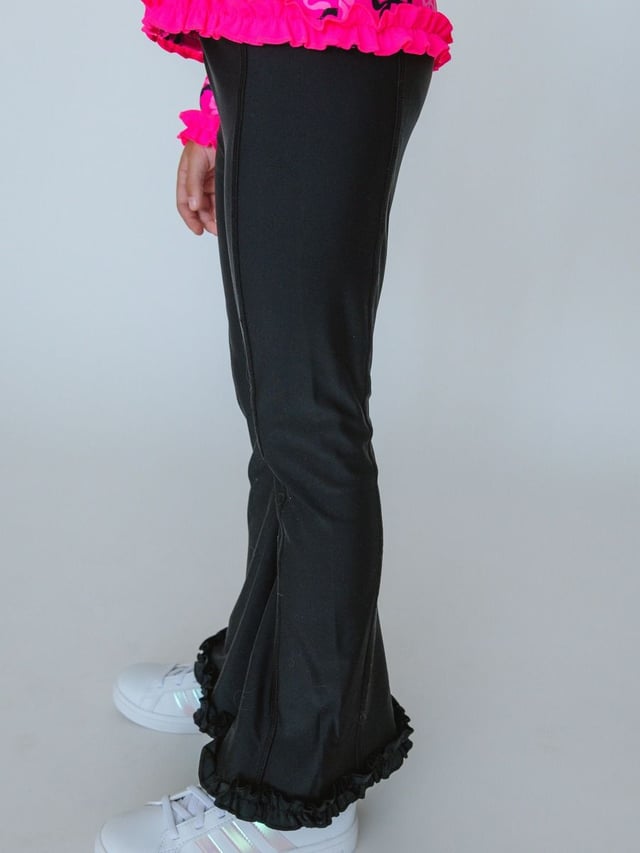 Active Flared Ruffle Hem Pants